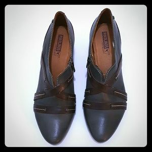 Pikolinos low ankle bootie shoe size 39,